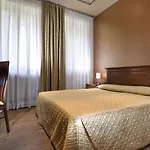 فندق فندف أباتسيا 3*