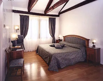 Abbazia 3* ונציה
