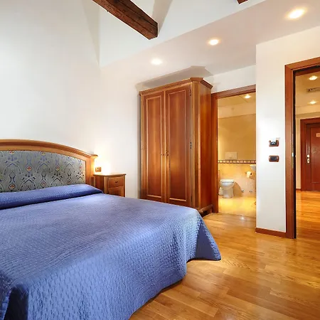 Hotell Abbazia 3*