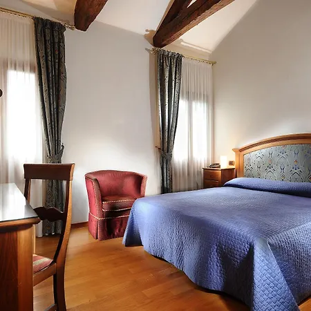 Hotell Abbazia 3*